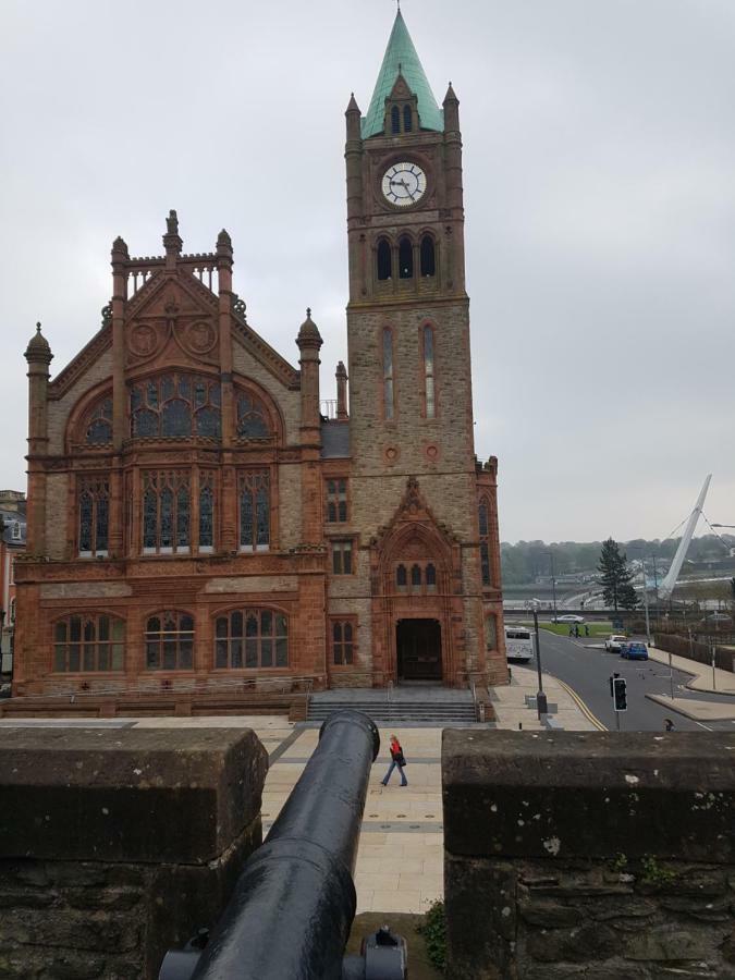 Legenderry B&B エクステリア 写真